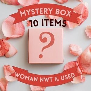 MYSTERY Box Women 10 Clothes and accessories various sizes